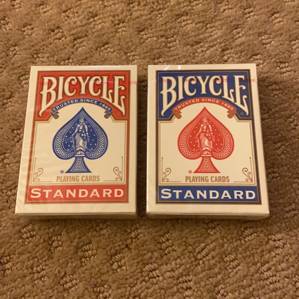 🧚🏼‍♀️ 5 for $25 NWT Playing Cards
